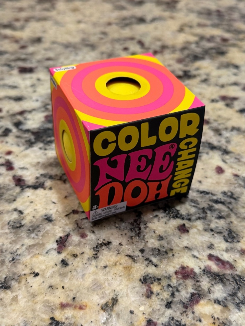 Color changing Needoh